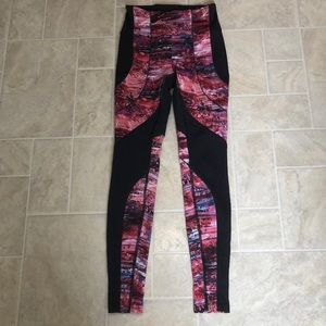 Lululemon size 4 leggings
